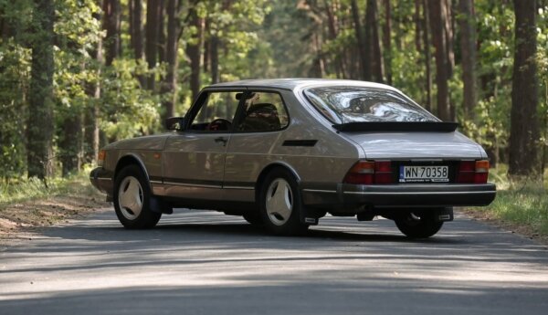 Po prostu turbo: Renault 5 GT i Saab 900!